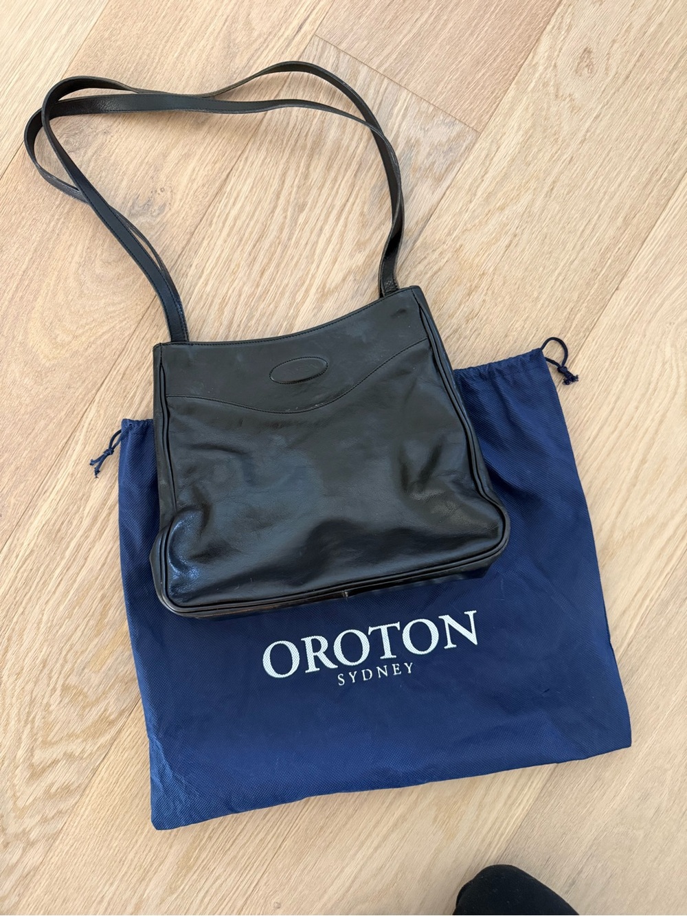 Oroton Black Leather Shoulder Bag with Beige Interior
